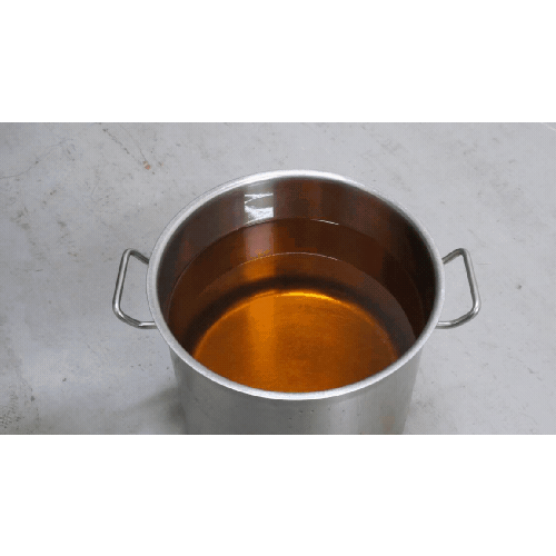Add the powder into the hot oil